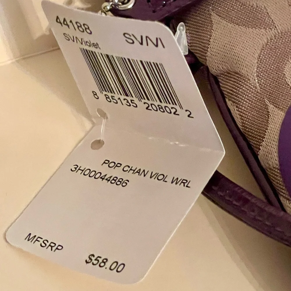 Coach Poppy Chan!! “Violette” Purple & Signature Wristlet w/beads & sequins NWT - Picture 3 of 7